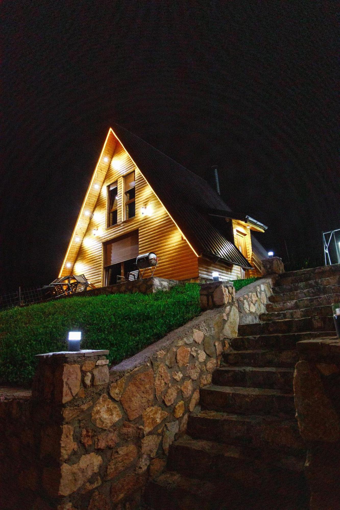 Villa Route Rugove Peje Exterior foto