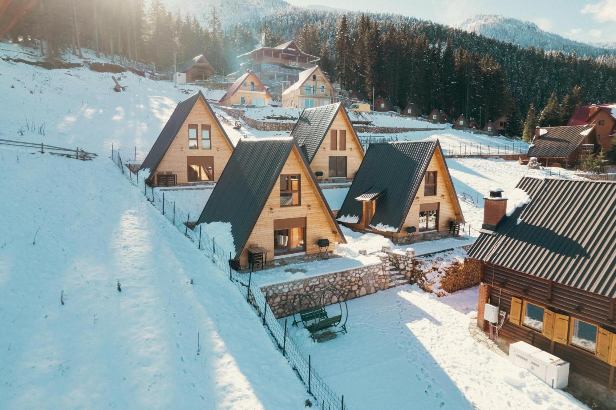 Villa Route Rugove Peje Exterior foto